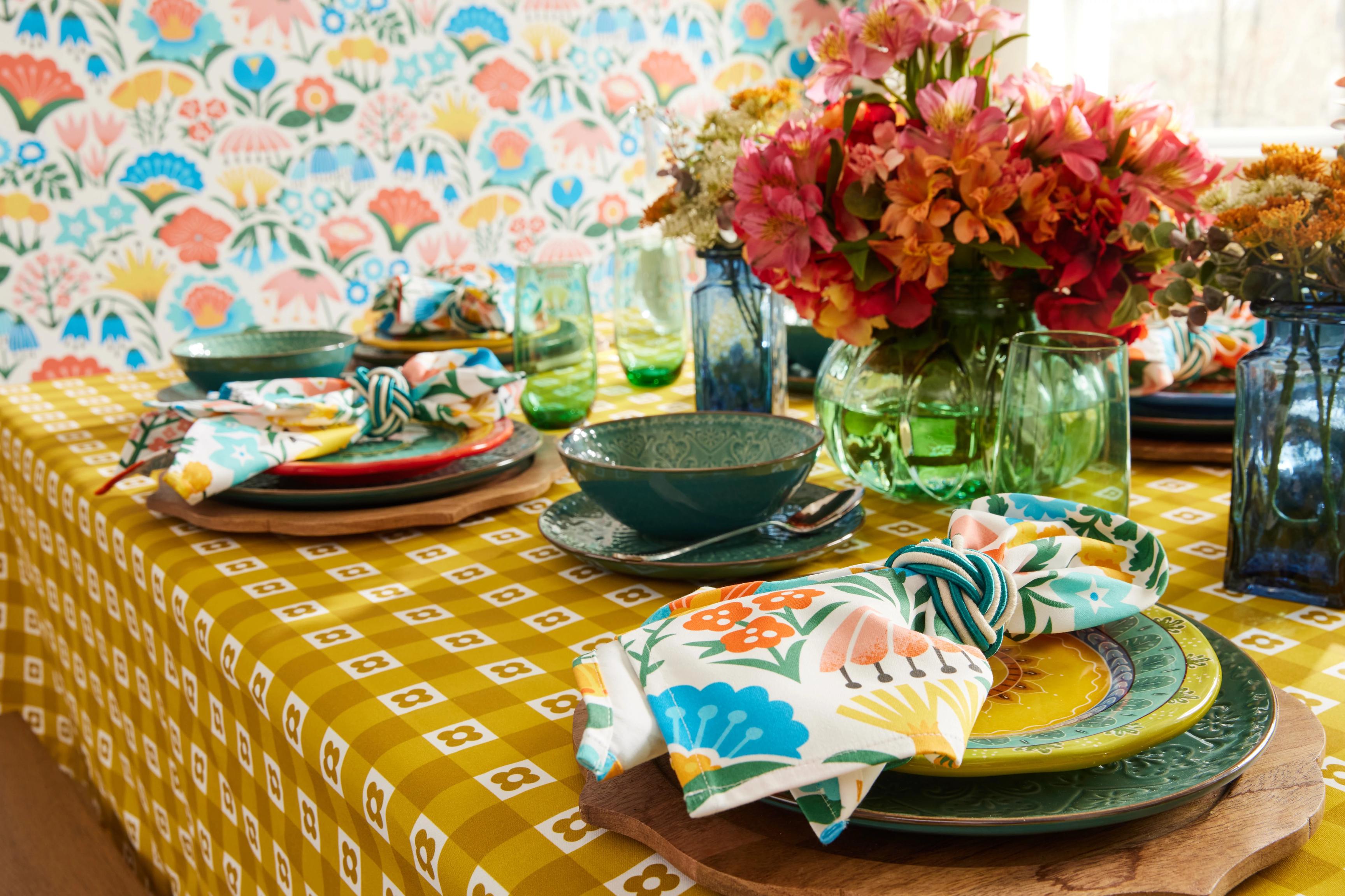 Yellow gingham rectangular tablecloth